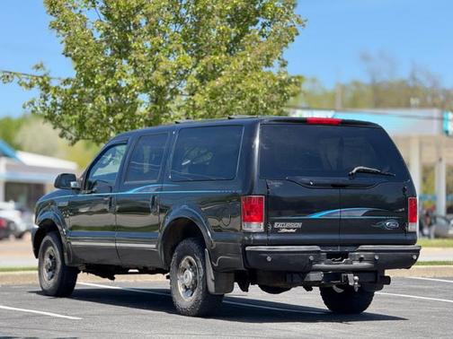 2003 Ford Excursion Limited