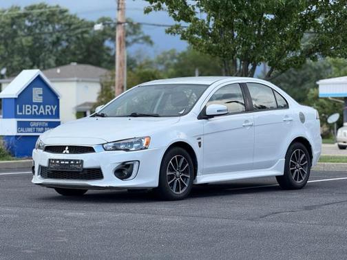 2017 Mitsubishi Lancer ES
