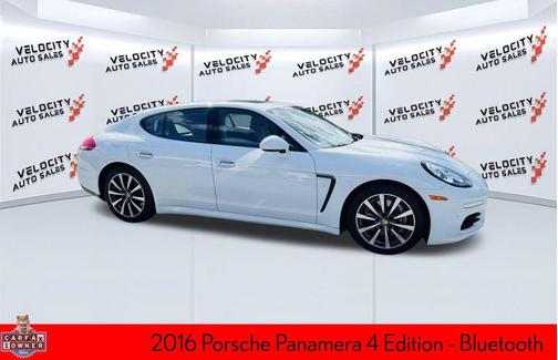 2016 Porsche Panamera 4 Edition
