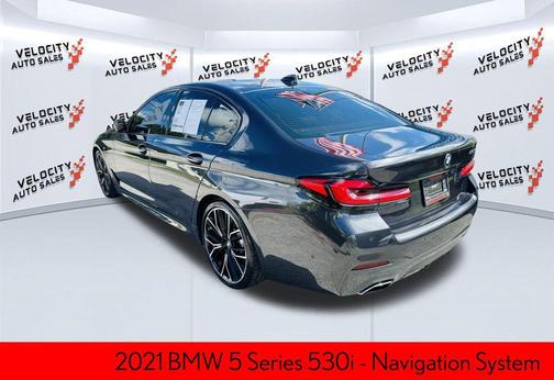 2021 BMW 530 530i