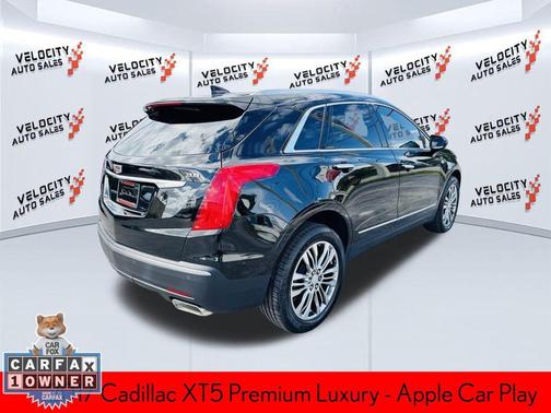 2017 Cadillac XT5 Premium Luxury