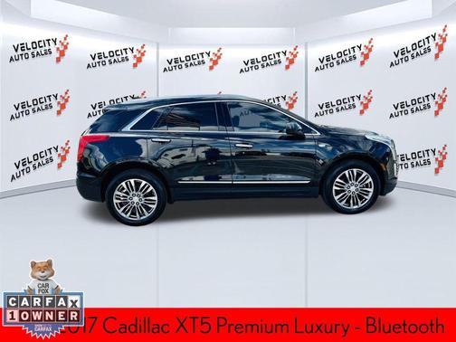 2017 Cadillac XT5 Premium Luxury