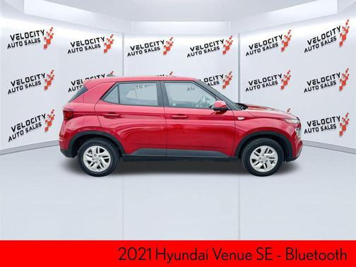 2021 Hyundai VENUE SE