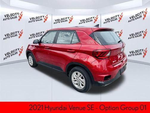 2021 Hyundai VENUE SE