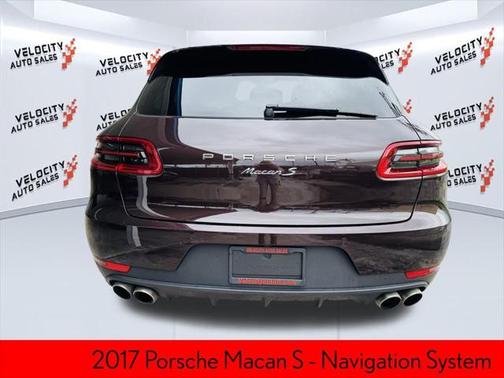 2017 Porsche Macan Base