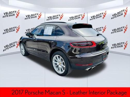 2017 Porsche Macan Base