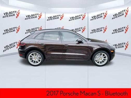 2017 Porsche Macan Base