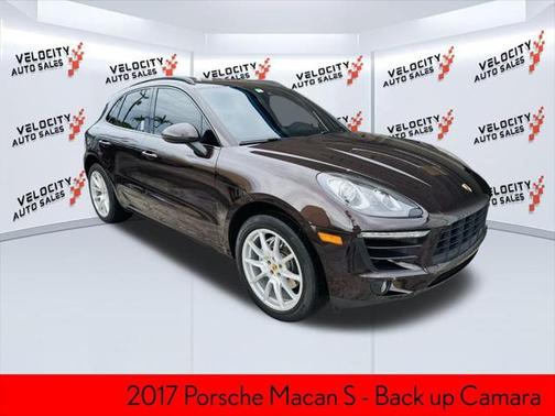 2017 Porsche Macan Base
