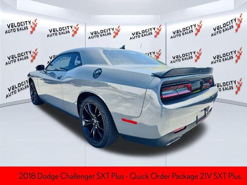 2018 Dodge Challenger SXT