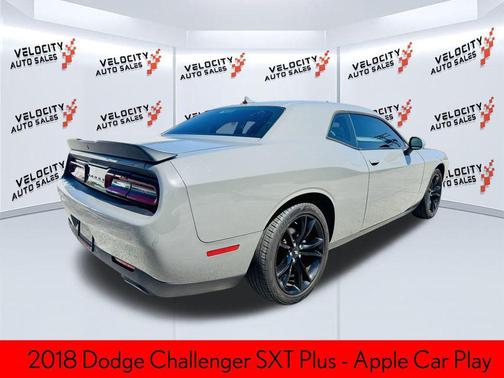 2018 Dodge Challenger SXT
