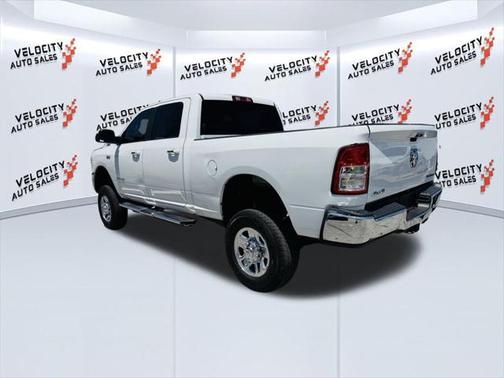 2019 RAM 2500 Big Horn Crew Cab 4x4 6'4' Box