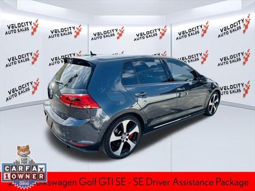 2017 Volkswagen Golf GTI 2.0T SE 4-Door
