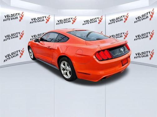 2015 Ford Mustang V6