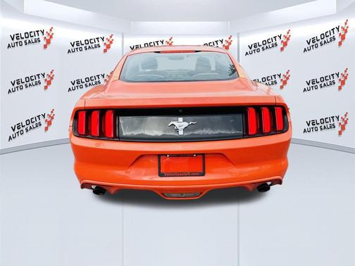 2015 Ford Mustang V6
