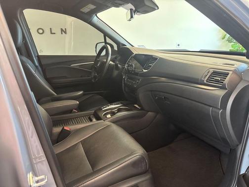 Sonic Gray Pearl 2023 Honda Passport AWD EX-L