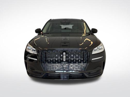 Infinite Black Metallic Clearcoat 2025 Lincoln Corsair Reserve