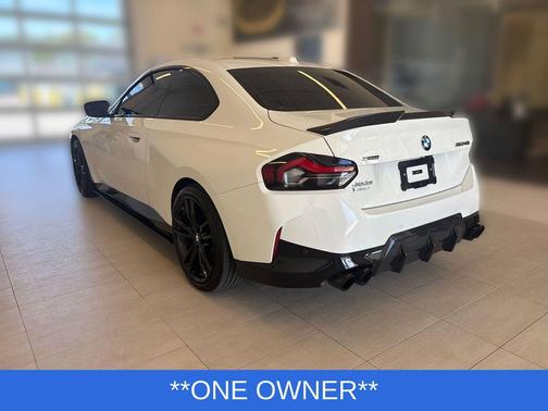 Alpine White 2024 BMW M240 i xDrive