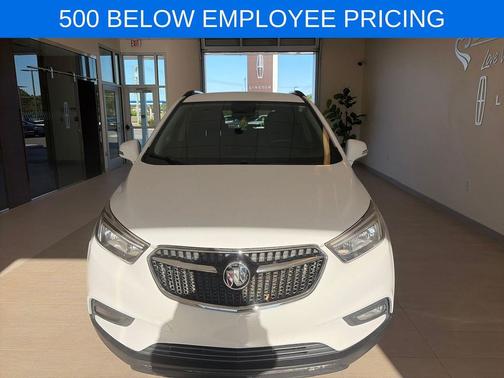 Summit White 2017 Buick Encore Preferred II