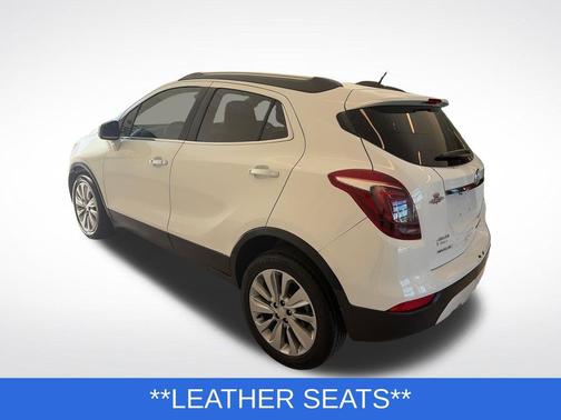 Summit White 2017 Buick Encore Preferred II