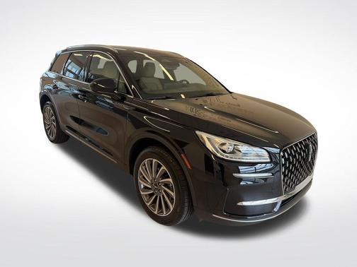 Infinite Black Metallic Clearcoat 2023 Lincoln Corsair Reserve