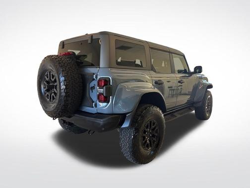 Azure Gray Metallic Tri-Coat 2024 Ford Bronco Raptor