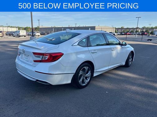 Platinum White Pearl 2018 Honda Accord EX-L