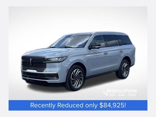 Gray Mist Metallic Tri-Coat 2025 Lincoln Navigator Reserve