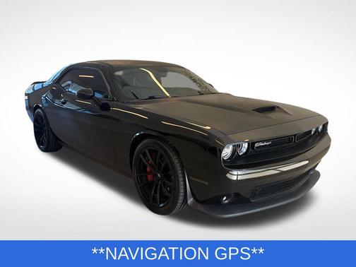 Pitch Black Clearcoat 2019 Dodge Challenger R/T Scat Pack