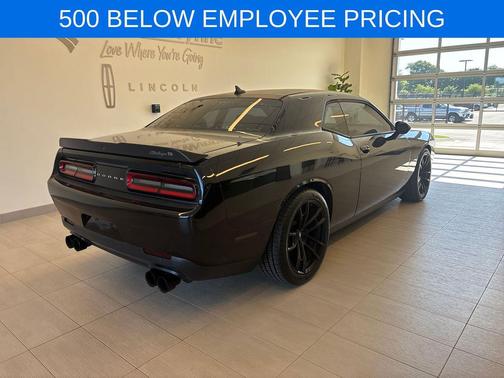 Pitch Black Clearcoat 2019 Dodge Challenger R/T Scat Pack