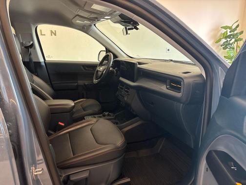 Azure Gray Metallic Tri-Coat 2025 Ford Maverick Tremor