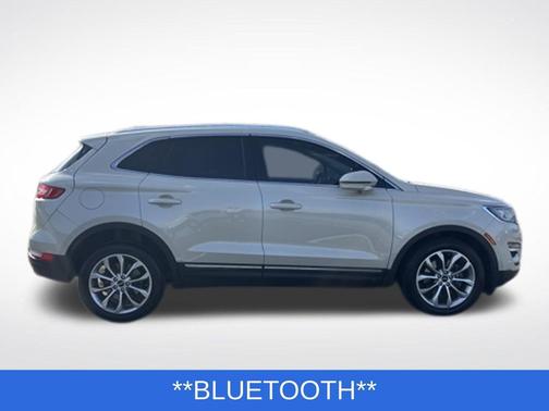 Ivory Pearl Metallic Tri-Coat 2018 Lincoln MKC Select