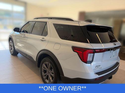 Space White Metallic 2026 Ford Explorer Active