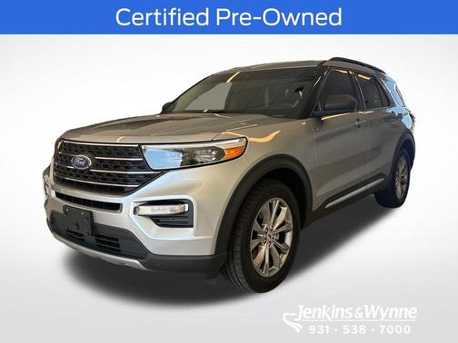 Iconic Silver Metallic 2022 Ford Explorer XLT