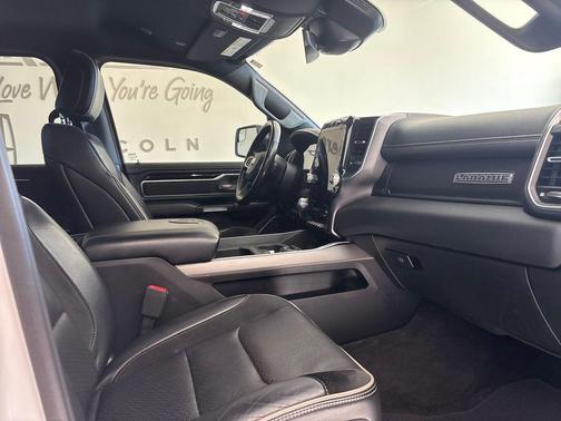 Bright White Clearcoat 2021 RAM 1500 Laramie