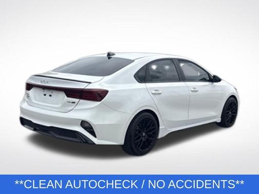Snow White Pearl 2023 Kia Forte GT-Line