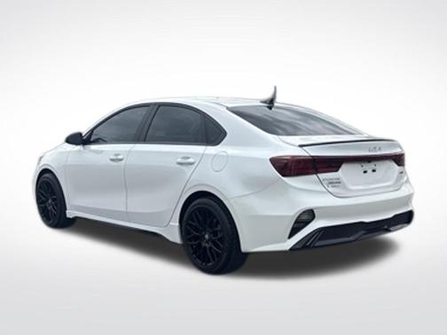 Snow White Pearl 2023 Kia Forte GT-Line