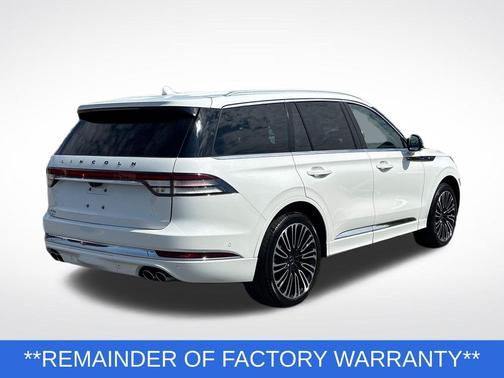 Pristine White Metallic Tri-Coat 2024 Lincoln Aviator Black Label AWD