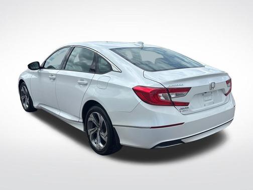 Platinum White Pearl 2018 Honda Accord EX-L