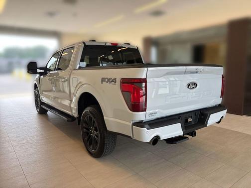 Star White Metallic Tri-Coat 2025 Ford F-150 XLT