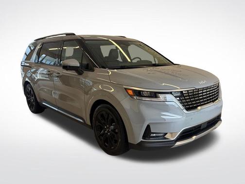 Ceramic Silver 2022 Kia Carnival SX