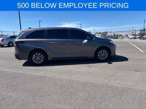 Predawn Gray Mica 2023 Toyota Sienna LE