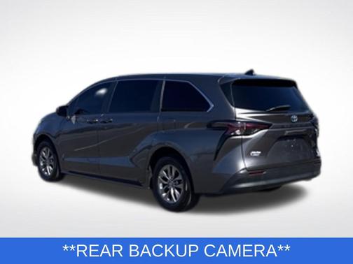 Predawn Gray Mica 2023 Toyota Sienna LE