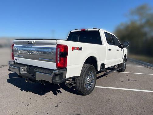 Star White Metallic Tri-Coat 2025 Ford F-250 King Ranch