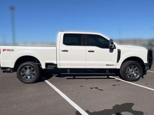Star White Metallic Tri-Coat 2025 Ford F-250 King Ranch