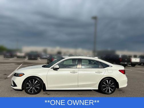 Platinum White Pearl 2024 Honda Civic EX