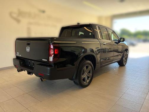 Crystal Black Pearl 2023 Honda Ridgeline RTL-E