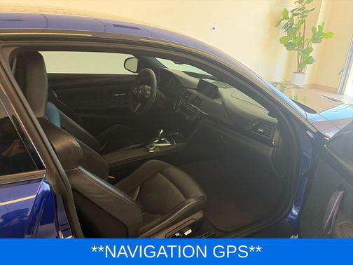 San Marino Blue Metallic 2019 BMW M4 CS