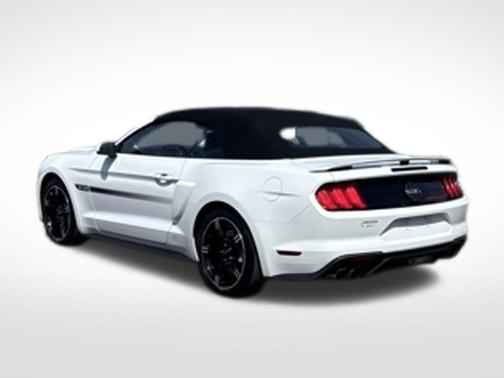 Oxford White 2019 Ford Mustang GT Premium