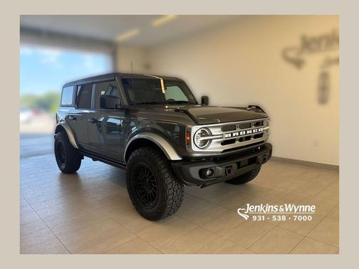 Carbonized Gray Metallic 2025 Ford Bronco Badlands