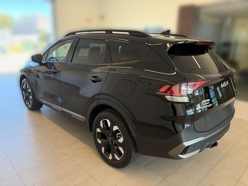 Ebony Black 2024 Kia Sportage X-Line